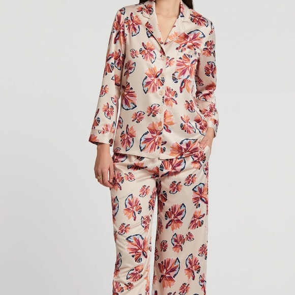 NWT Sylvia PJ Set - 791 - Beta Print - Picture 1 of 3
